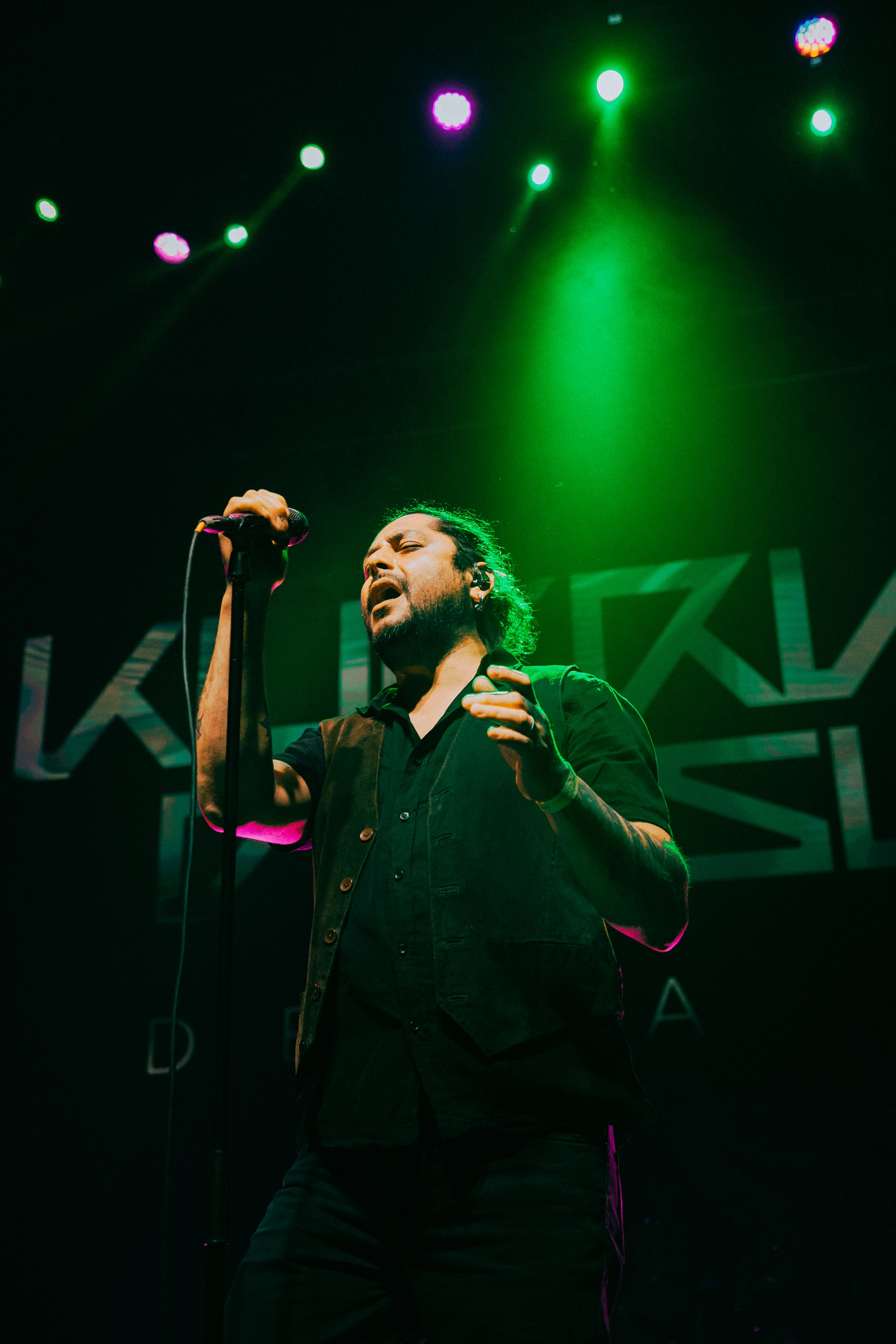 Kuervos del Sur - Lanzamiento "De la Luz"